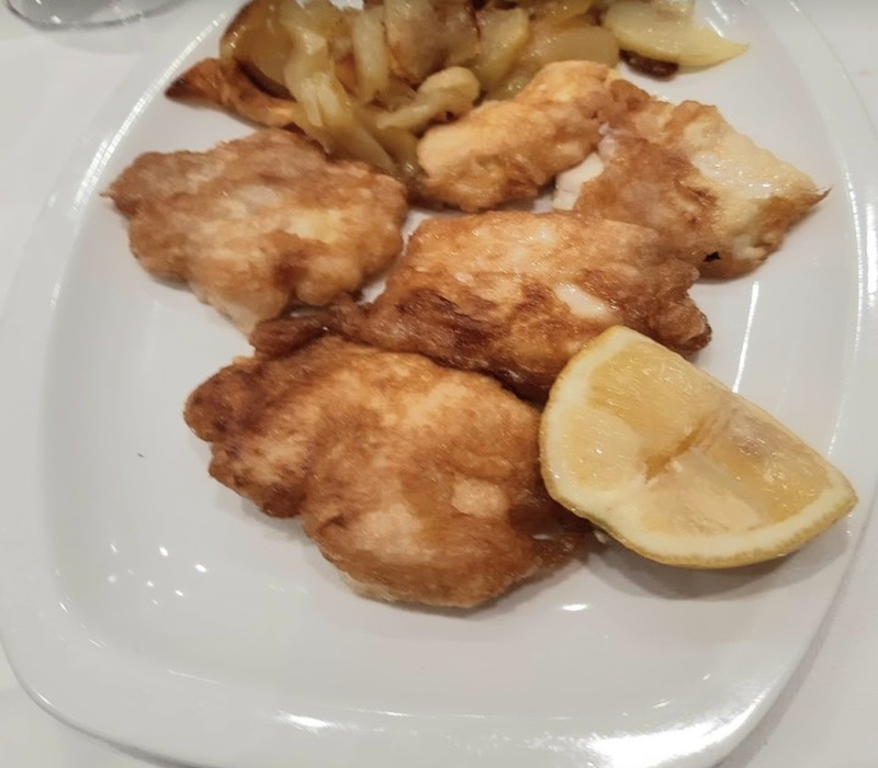 merluza-a-la-romana-restaurante-isamar