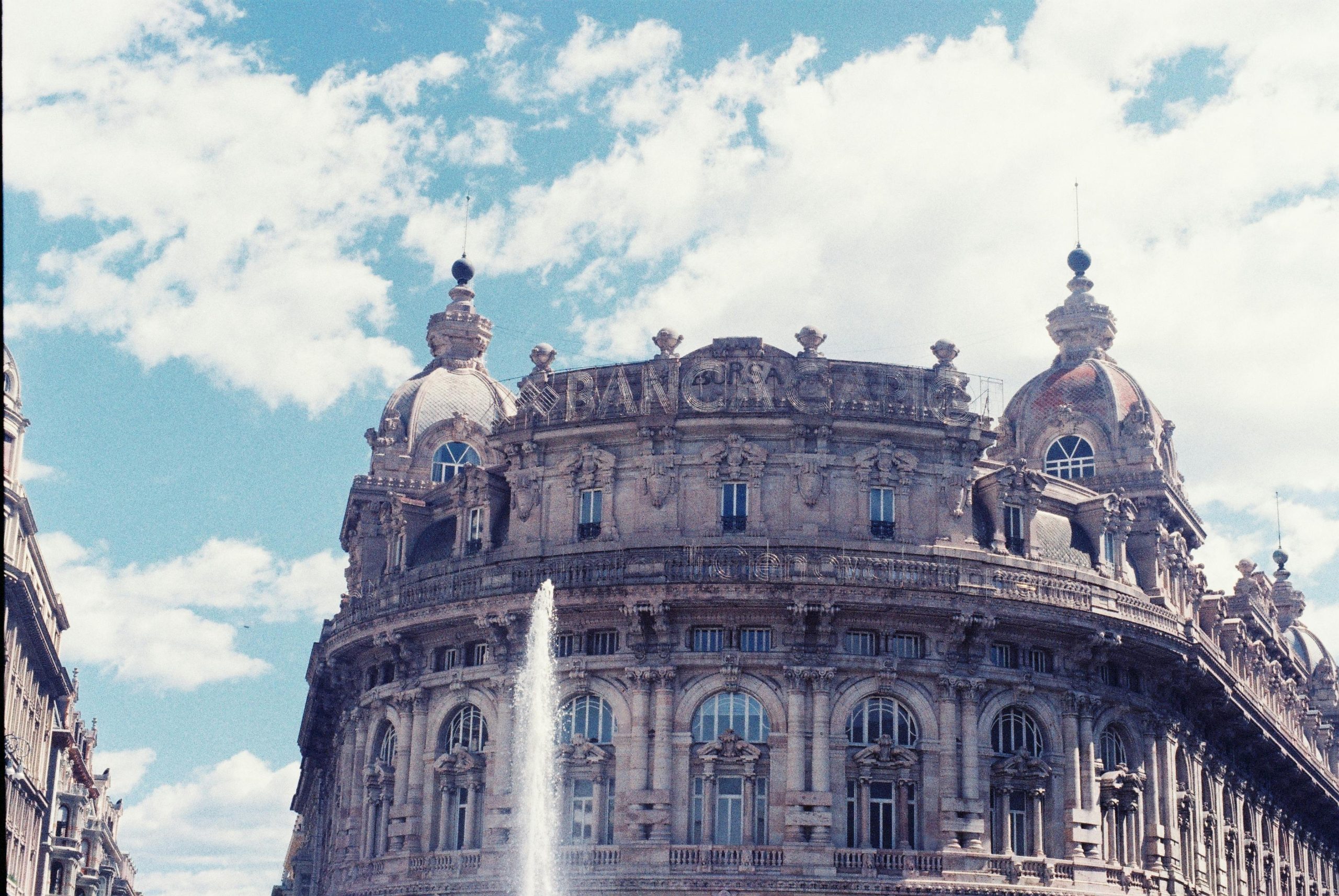 como-contactar-con-bancolombia