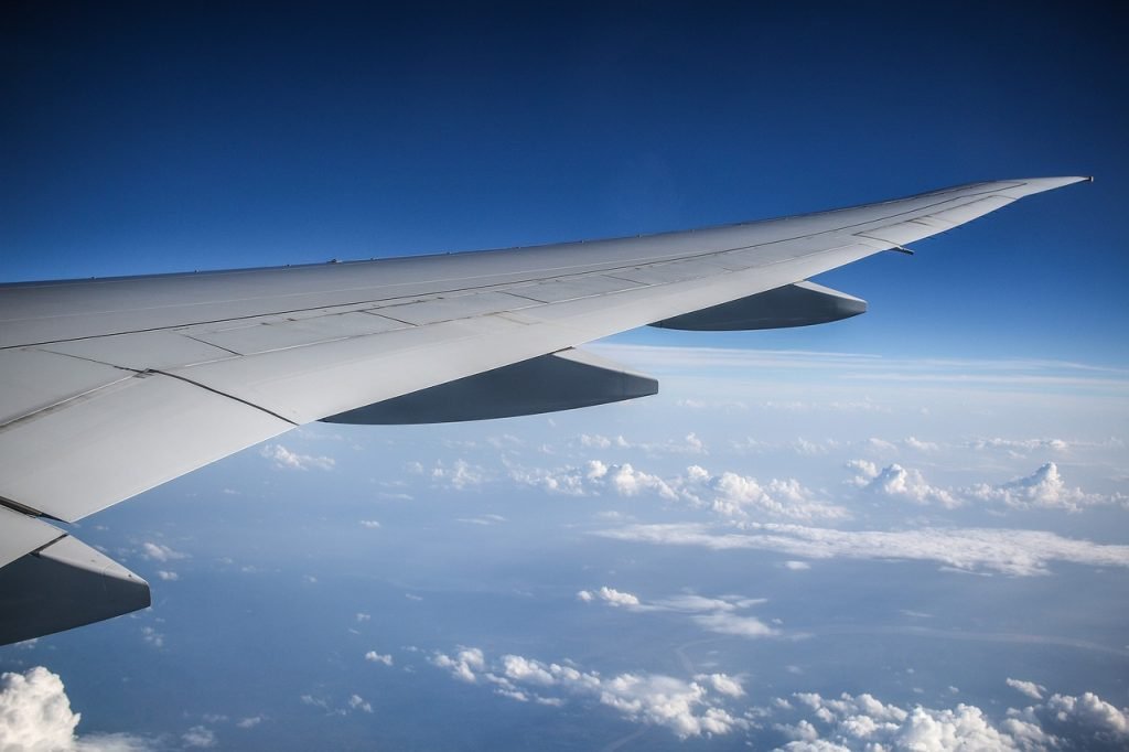 Cómo-Contactar-con-Rutaca-Airlines