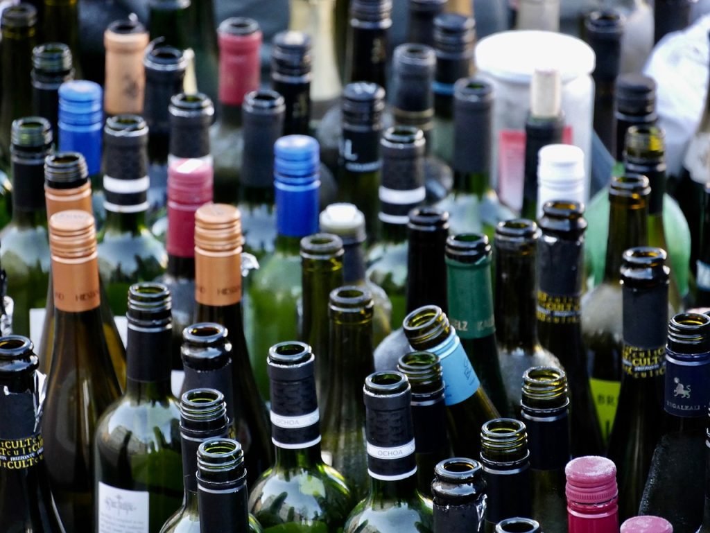 20-Ideas-Creativas-para-Reutilizar-Botellas-y-Latas