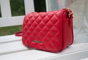 Cómo-Contactar-con-Parfois