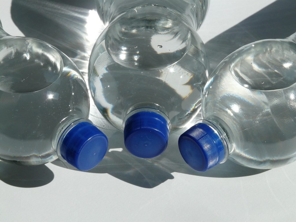cuanto-pesa-un-litro-de-agua