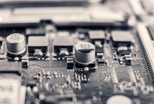 como-contactar-con-pccomponentes